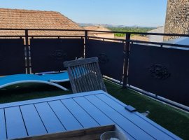 Petit Déjeuner sur la terrasse