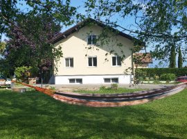 La maison vue depuis le jardin