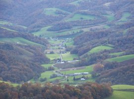 Vue du village depuis une colline