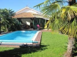 Piscine, jardin et terrasse